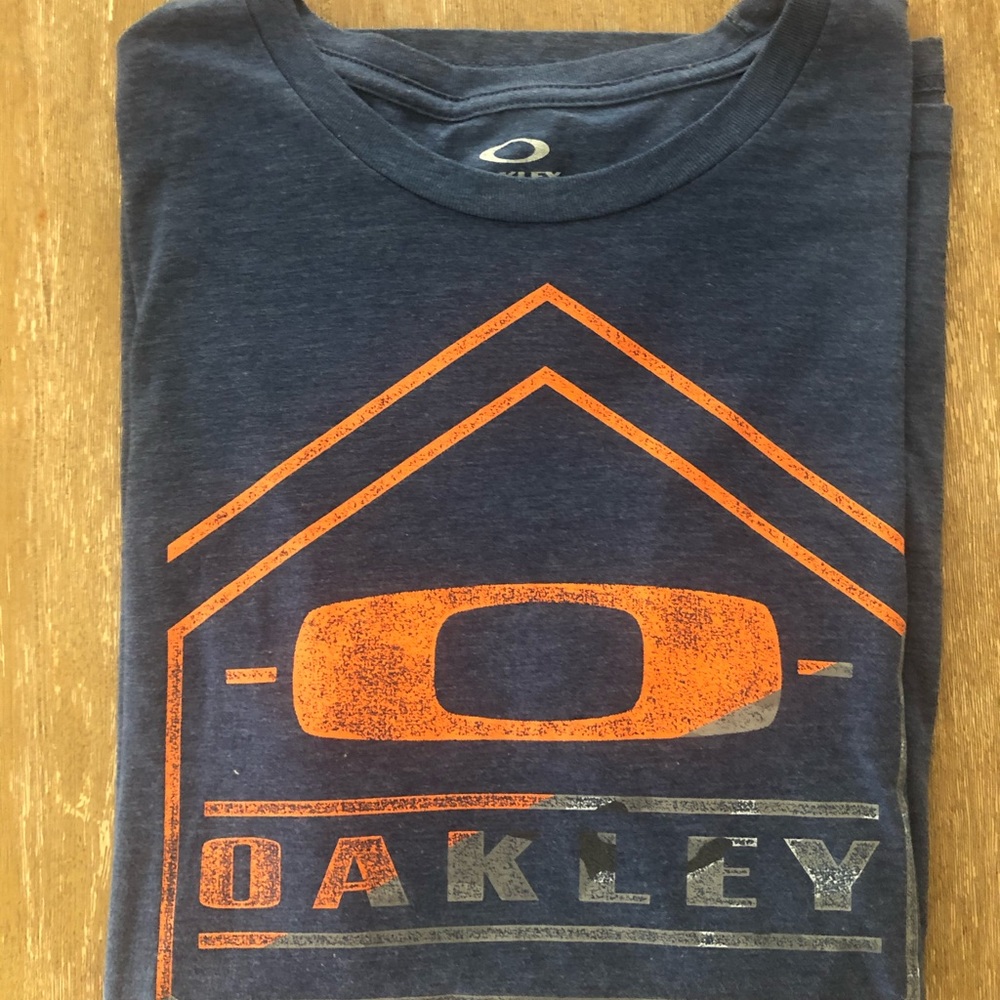 Men’s t-shirt